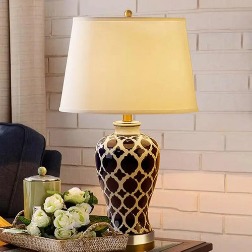 Jakob – Elegant Blue & White Ceramic Table Lamp for Classic Home Decor Kozyled